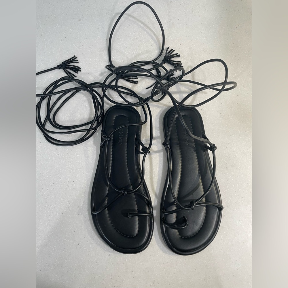 FARM Rio Black Leather Lace-Up Gladiator Wrap Sandals Tassel Size 7 - Picture 4 of 5